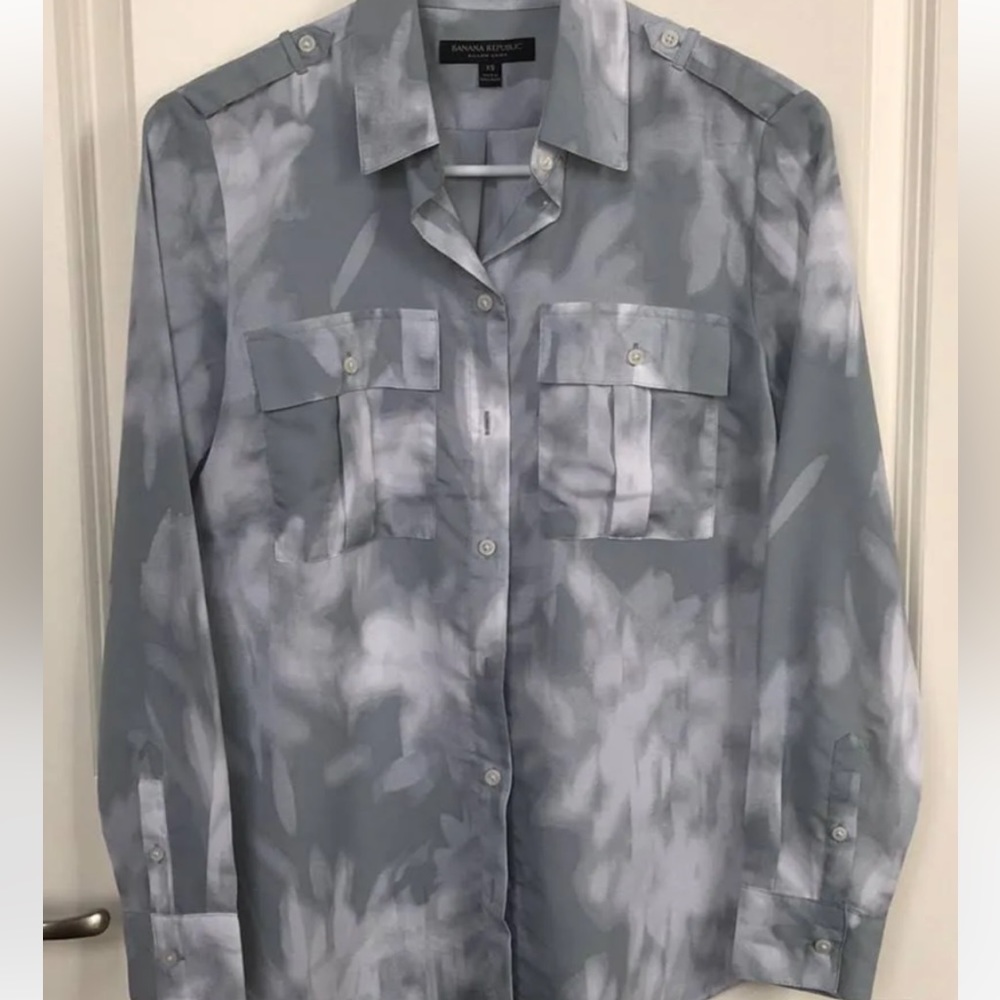 EUC-Banana Republic-The Dillan
